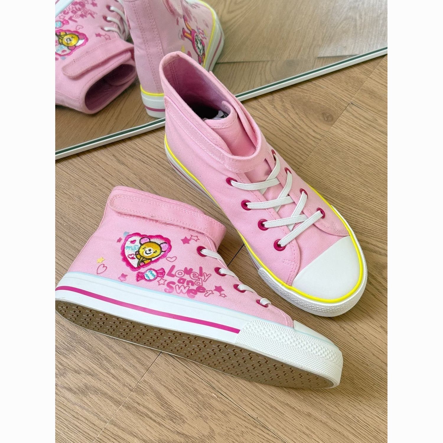 Embroidery Lace - Nuove Scarpe in Tela Rosa Carine