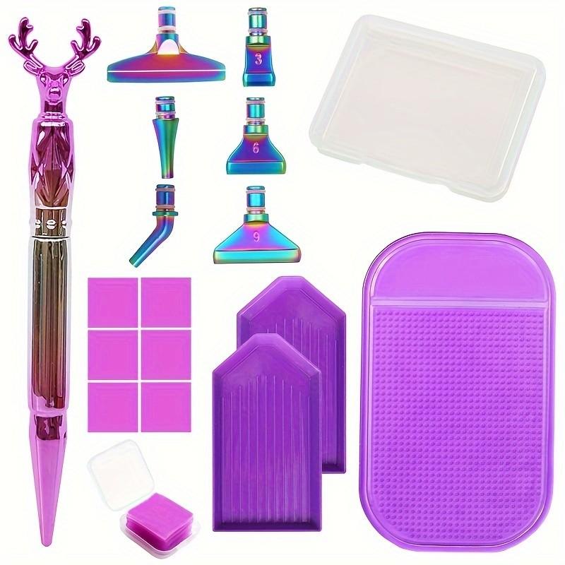 Embroidery Service - Penna con strass a forma di