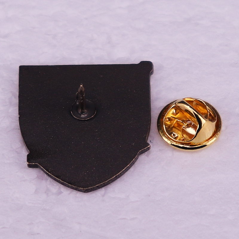 Esercito Black Knights Metalli - Embroidery Legacy recensione e prezzo