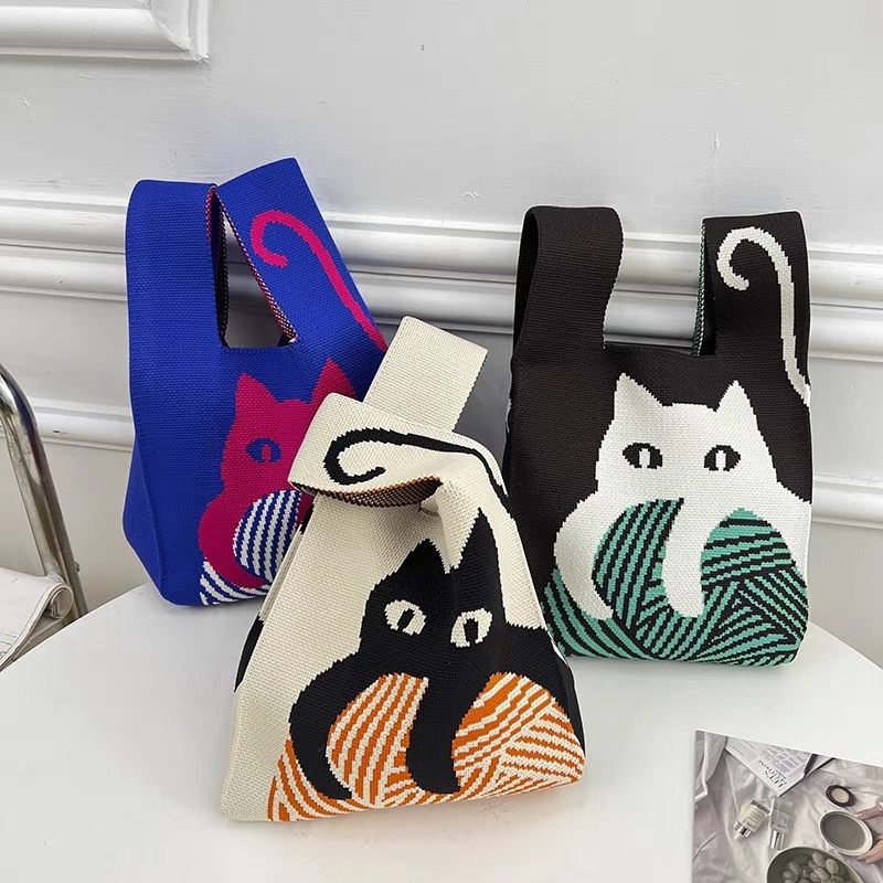 Borsa da polso con nodo da don - Embroidery Knot recensione e prezzo