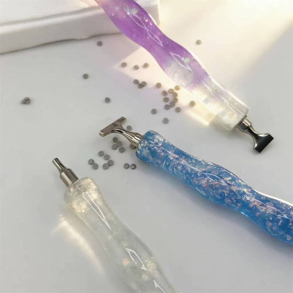 Nuova Penna per Diamond Painti - Embroidery Service recensione e prezzo