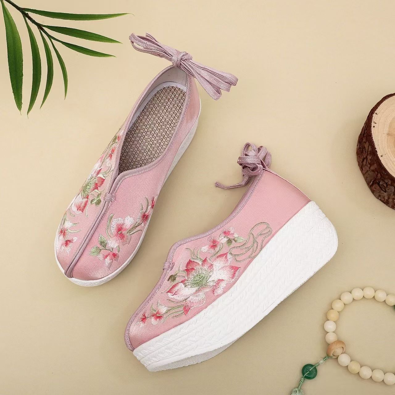 Scarpe Etniche da Donna con Ze - Embroidery Lace recensione e prezzo